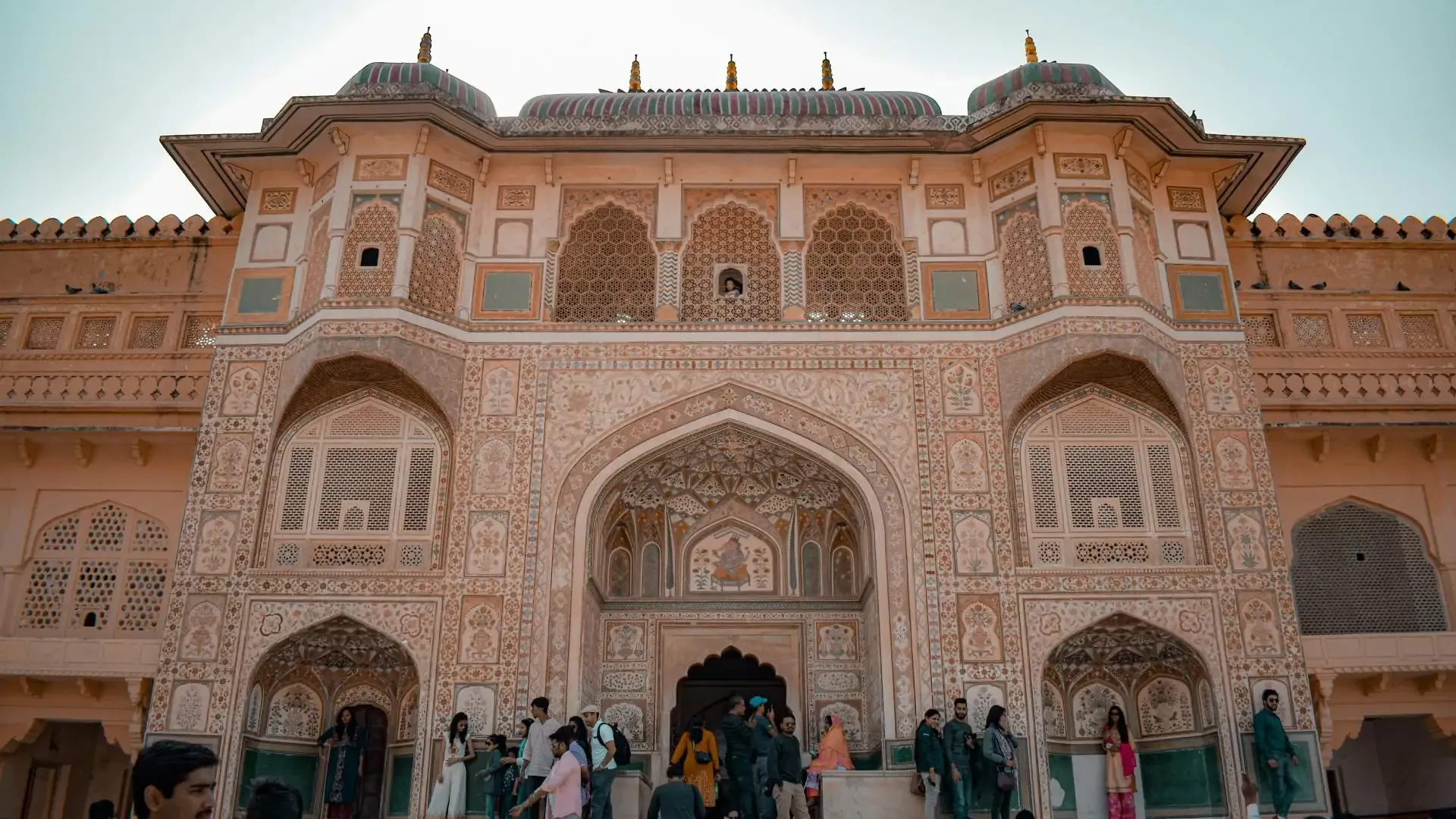 Amer Fort: The Ultimate Travel Guide to Jaipur's Royal Masterpiece - Photo 3